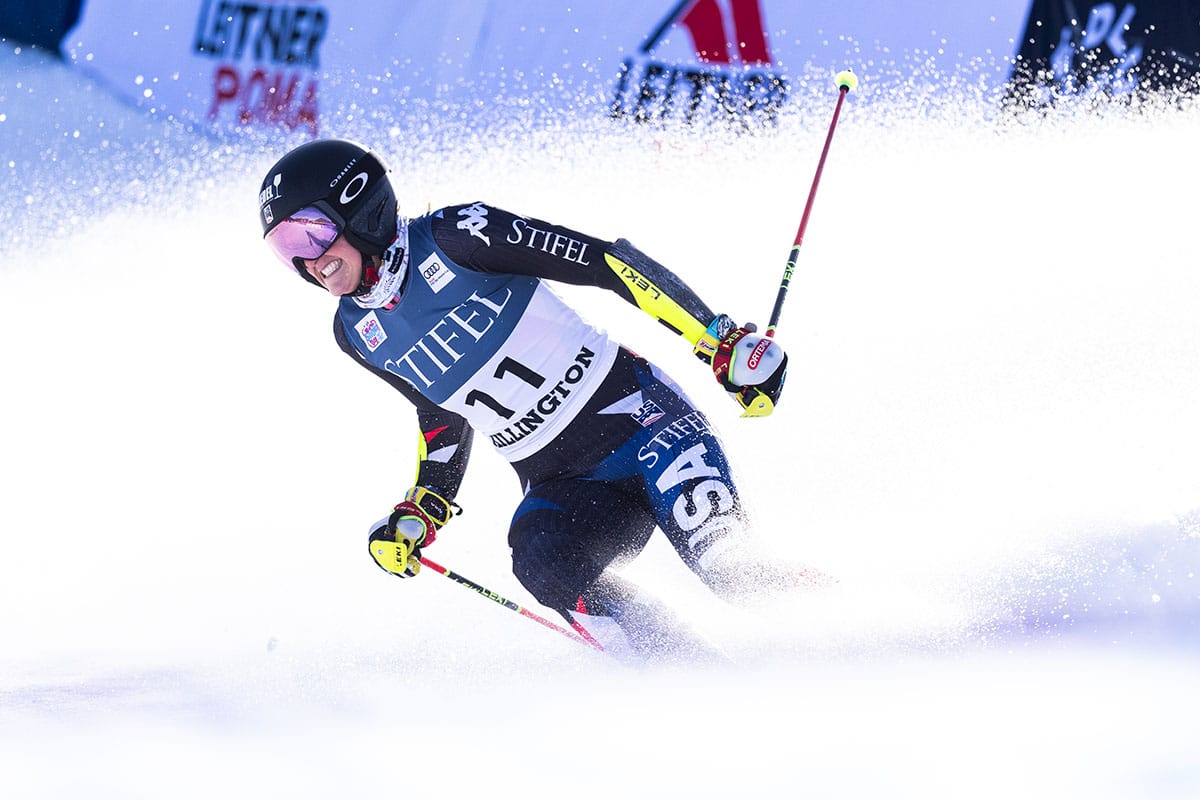 Paula Moltzan on her home turf in the giant slalom at the 2023 Stifel Killington Cup.  📷 @dustinsatloff | @usskiteam