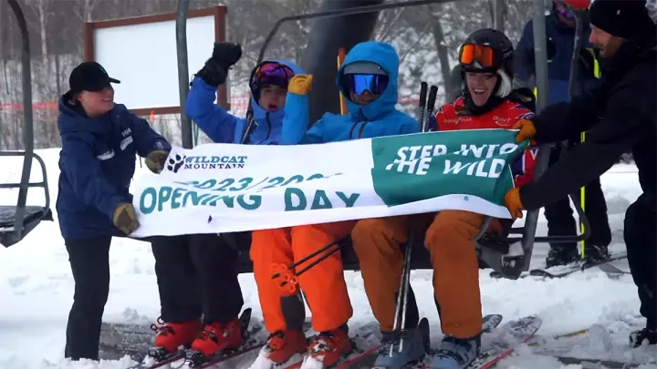 Wildcat Mountain opened their season to a powder day!  📷 Wildcat Mountain