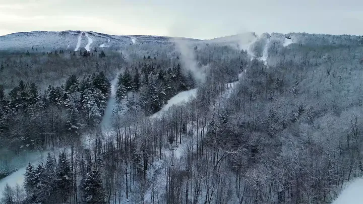 Titus Mountain spans 3 peaks and is one of the largest ski areas in New York and opens today! 📷 Titus Mountain