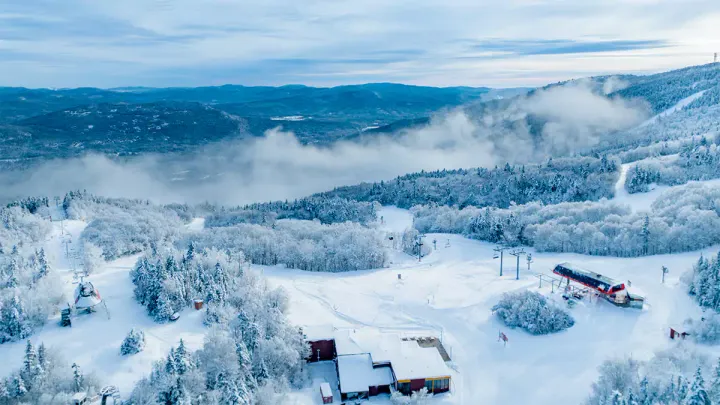 Sunday River is opening their new Barker 6 bubble this weekend!  📷 Sunday River