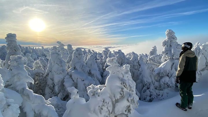 Looking forward to some sunny skies this weekend.  📷 Saddleback Mountain