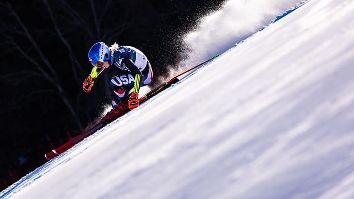 Mikaela Shiffrin at the 2023 Stifel Killington Cup.  📷 @dustinsatloff | @usskiteam