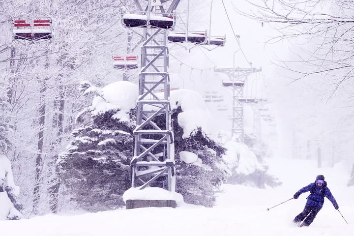 Sutton in the Eastern Townships has old school charm and fantastic snowpack.   📷 Mont Sutton